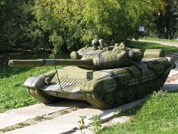 Надувной макет танка. Фото: НПП «Русбал», РИА Новости